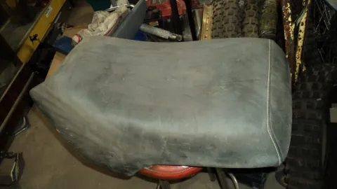 1987-1989 Yamaha Big Bear seat photo 1