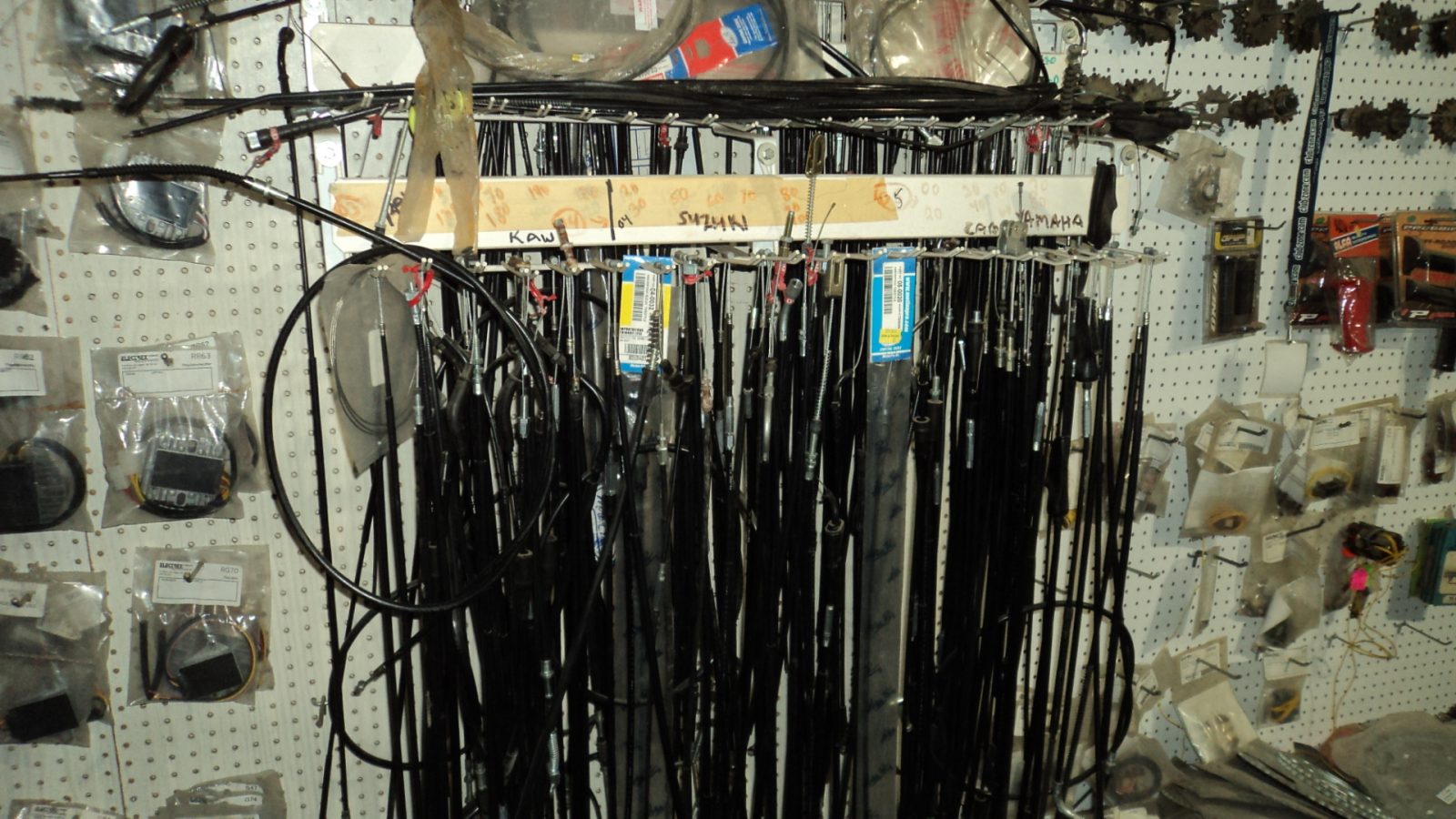 NOS Motion Pro cables photo